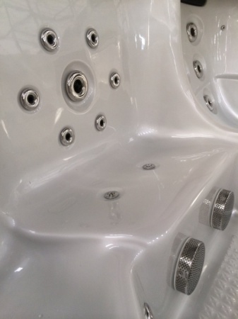 Гидромассажный бассейн Sunrans SR808 Гидромассажный бассейн Sunrans SR808